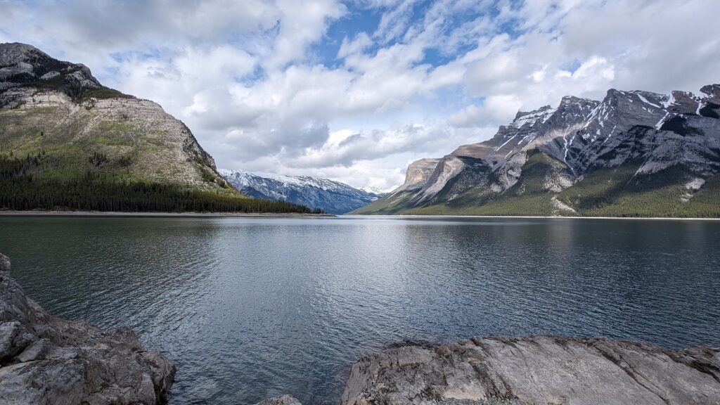 lac minnewanka