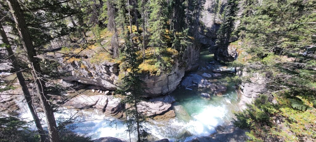 Maligne Canyon